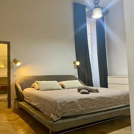 Apartman 120 M2, Hyper Centre Cathedrale Proximite