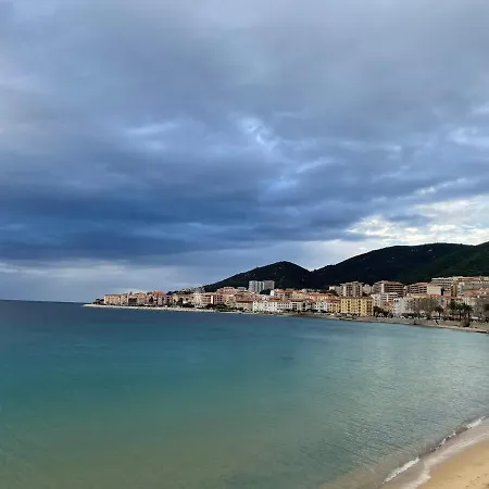 Apartament 120 M2, Hyper Centre Cathedrale Proximite Ajaccio (Corsica)