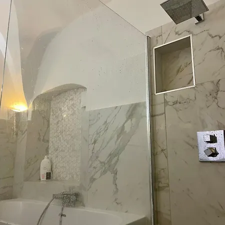 Lejlighed 120 M2, Hyper Centre Cathedrale Proximite Ajaccio (Corsica)