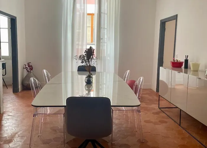 120 M2, Hyper Centre Cathédrale Proximité